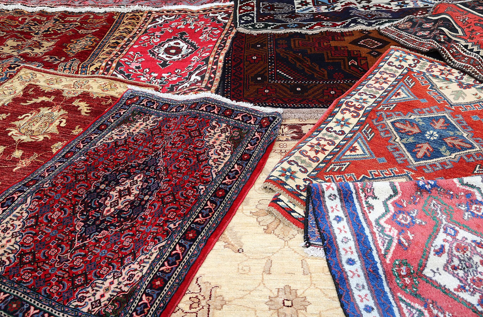 4 Warning Signs Your Oriental Rug Needs Repair | Norfolk, VA